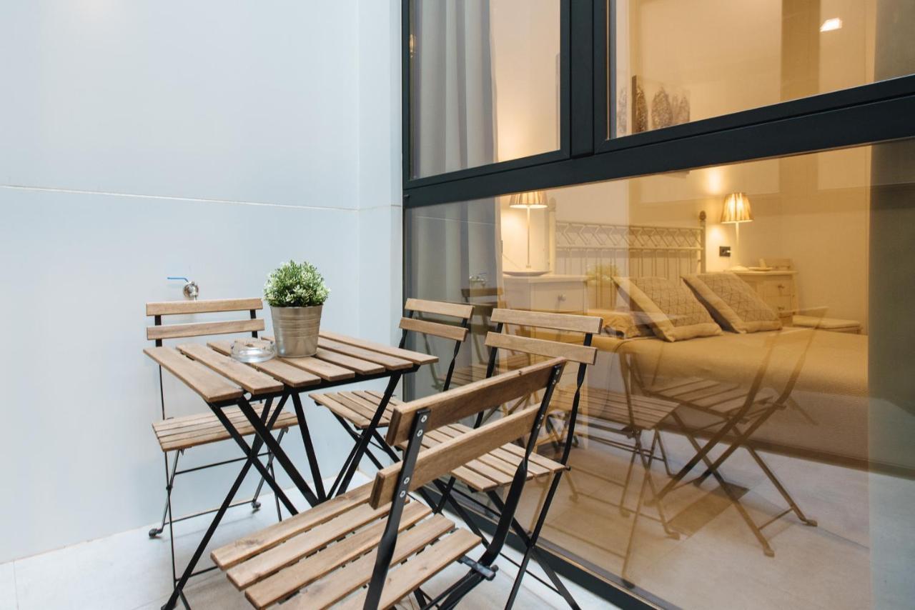 Apartamento Centrico En La Calle Cruz Verde, 10 เซบีญา ภายนอก รูปภาพ